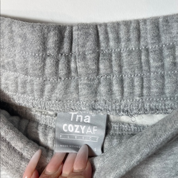 TNA Gray Women's Casual Shorts - Picture 4 of 6